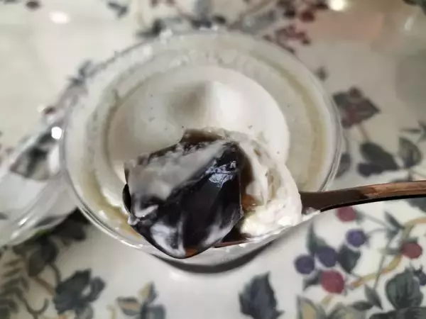 「【2022年8月】セブンスイーツ月間ランキングTOP10！」の画像