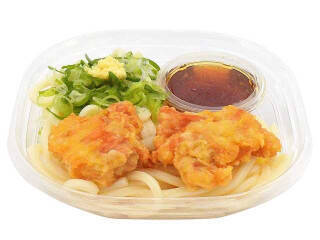 今週新発売のジューシーな食べものまとめ！『名古屋名物　手羽先風黒胡椒ジューシーチキン』、『ストロベリークラッシュミルク』など♪