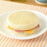 「今週新発売のファミマパンまとめ！『濃厚チョコクリームデニッシュ』、『バナナミルクスティック』など♪」の画像4