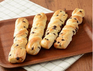 今週新発売のローソンパンまとめ！『バター香るクイニーアマン』、『盛りすぎ！ツナたまごサンド』など♪