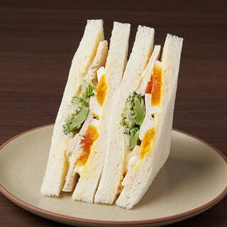 今週新発売の卵料理まとめ！『盛りすぎ！ツナたまごサンド』、『明太子とたまごのチーズ焼き』など♪