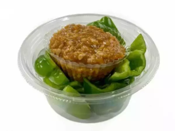 「今週新発売のおつまみまとめ！『１／３日分の野菜がとれる春菊のナムル』、『たんぱく質が摂れる　ねばねば温玉納豆』など♪」の画像