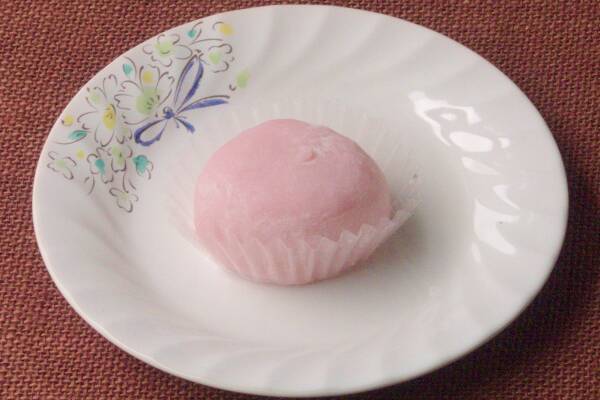 セブンのいちごが続々登場！　和菓子・洋菓子ミルクを添えて：今週のコンビニスイーツランキング