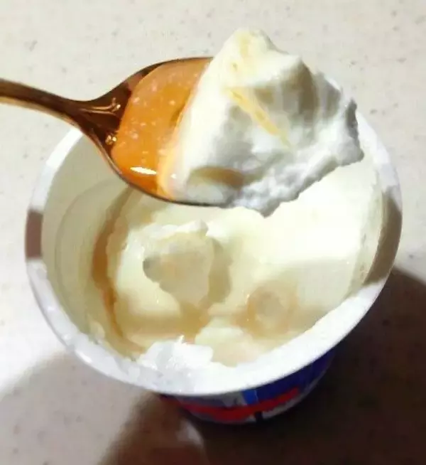 「ハチミツとヨーグルトでヘルシーに！」の画像