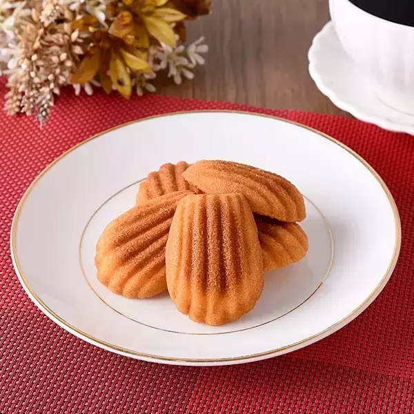 「ティータイムのお供に♪『コンビニマドレーヌ』のトレンド「食べたい」人気ランキングTOP3」の画像