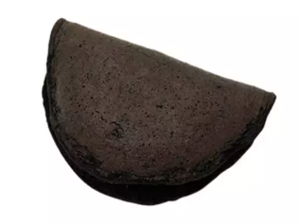 「今週新発売のチーズまとめ！『かじるクッキークリーム　焼きチョコクッキー』、『和もっち巻き　ティラミス』など♪」の画像