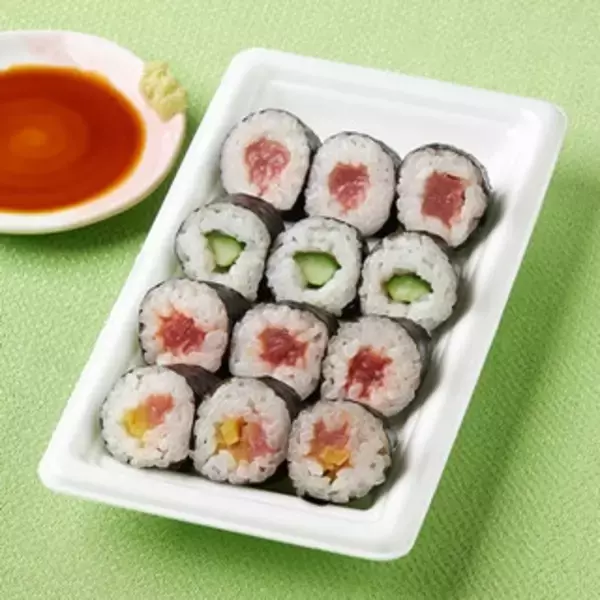 「今週新発売のファミマお弁当まとめ！『直火焼きで香ばしい焼おむすび茶漬け　鮭』、『てんこ盛！デミオムライス＆ナポリタン』など♪」の画像