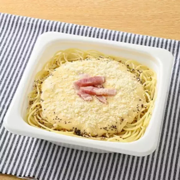 「今週新発売のファミマ麺」の画像