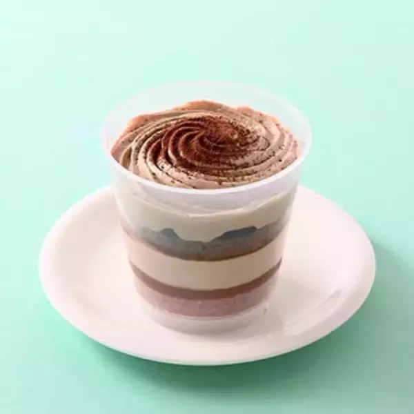 「今週新発売のファミマスイーツまとめ！『大人のラムレーズンタルト』、『ラムレーズンバスクチーズケーキ』など♪」の画像