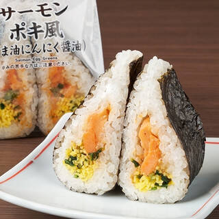 今週新発売のファミマおにぎりまとめ！『おかかごはんおむすび』、『ＳＰＡＭデカたま　コンビーフハッシュ入り』など♪