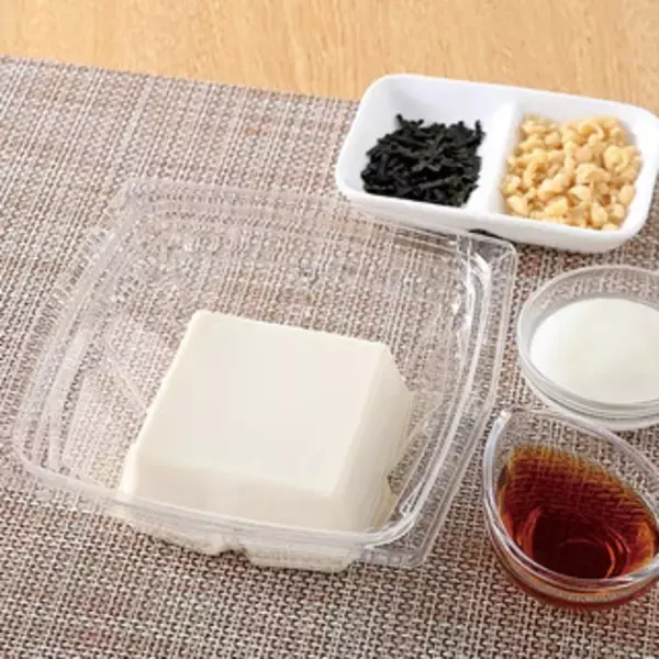 「今週新発売のファミマお惣菜まとめ！『角切豚肉と明太ソースの野菜包み焼』、『タンドリー風チキンのサラダ』など♪」の画像