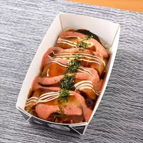 「今週新発売のファミマお惣菜まとめ！『角切豚肉と明太ソースの野菜包み焼』、『タンドリー風チキンのサラダ』など♪」の画像