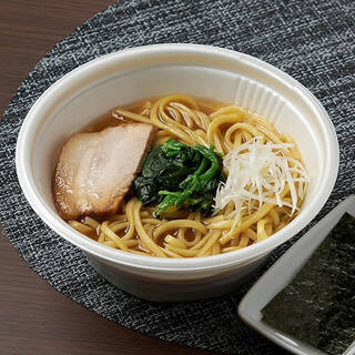 今週新発売のファミマ麺