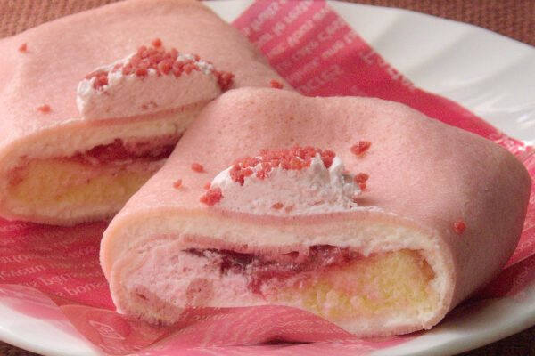 ローソン春めくいちごスイーツ！　赤く輝くピンクのフレーバー！：今週のコンビニスイーツランキング