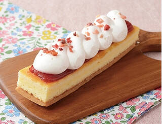 今週新発売のローソンスイーツまとめ！『バウムクーヘン　チョコ』、『日本のフルーツ　福岡県産あまおういちご』など♪