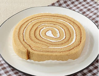 今週新発売のコンビニケーキまとめ！『濃厚ショコラドームケーキ』、『焼き芋のもち食感ロール　紅はるか』など♪