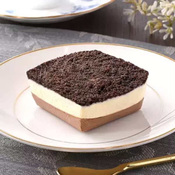 「来週＆今週新発売のコンビニスイーツまとめ！セブン-イレブン『白バラコーヒー使用 カフェオレマリトッツォ』や『バナナジュースもこ』など♪」の画像