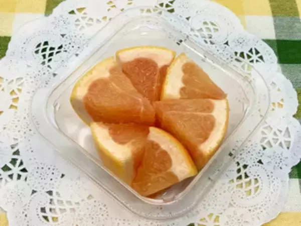 「今週新発売のジューシーな食べものまとめ！『クリスピーサンド　贅沢いちごミルク』、『プレミアムガーナ　フルーツショコラ　アンフィニマン　フレーズ』など♪」の画像