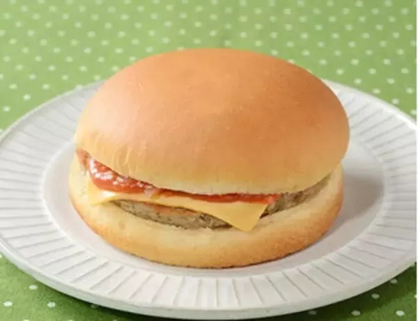 「今週新発売のローソンパンまとめ！『フレンチトースト』、『具！パン　グラタンコロッケ＆メンチカツ　タルタルソース』など♪」の画像