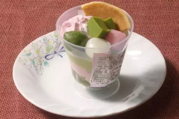 「セブンに次々咲き誇る！　パフェにクレープさくらスイーツ花盛り！：今週のコンビニスイーツランキング」の画像