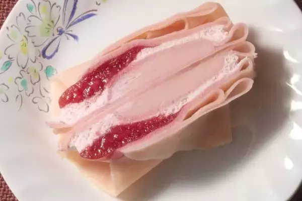 「セブンに次々咲き誇る！　パフェにクレープさくらスイーツ花盛り！：今週のコンビニスイーツランキング」の画像