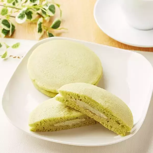 「新食感スイーツパンが人気!?『ファミマパン』の「おすすめ」人気ランキングTOP3」の画像