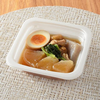 今週新発売のファミマお惣菜まとめ！『ねぎ盛り炭火焼鳥』、『チキンとブロッコリー入りミックスサラダ』など♪