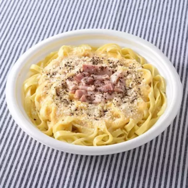 「今週新発売のパスタまとめ！『生パスタ　カルボナーラ』、『カリカリパスタ』など♪」の画像