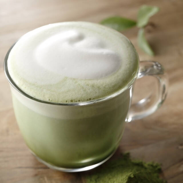 ほろ苦な和風テイストがクセになる♪『抹茶味ドリンク』のトレンド「食べたい」人気ランキング