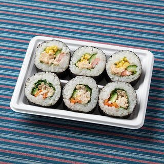 今週新発売のダイエットまとめ！『ペペロンチーノ風もち麦入りおにぎり』、『たんぱく質１０ｇ　参鶏湯風スープ』など♪