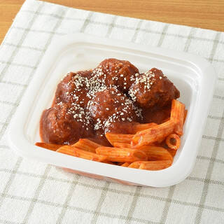 今週新発売のトマト料理まとめ！『１／２日分の野菜　トマトソースグラタン』、『トマトとレタスのイタリアンサラダ』など♪