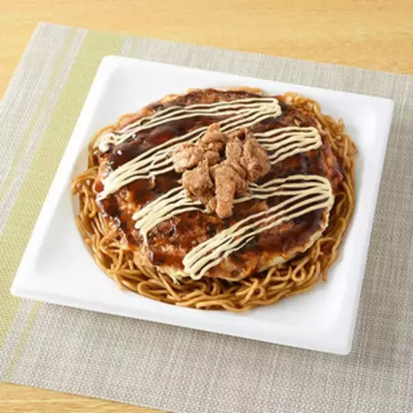 「今週新発売のキャベツまとめ！『広島お好み焼き　肉玉そば』、『カニカマとキャベツのからしマヨサラダ』など♪」の画像