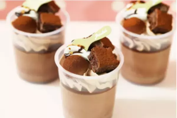 「今週新発売のチョコレート味まとめ！『ベイクド＆クリーミー　生ホワイトチョコレート　フラぺチーノ』、『ガーナ　特濃ガトーショコラ』など♪」の画像