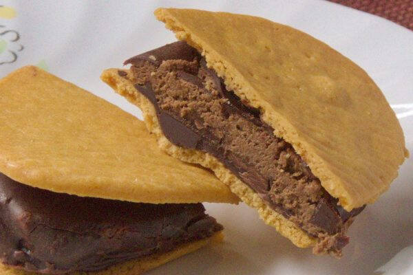 ローソンのこれはまさしくおいもじゃん！？　見た目も楽しい秋クレープ！：今週のコンビニスイーツランキング