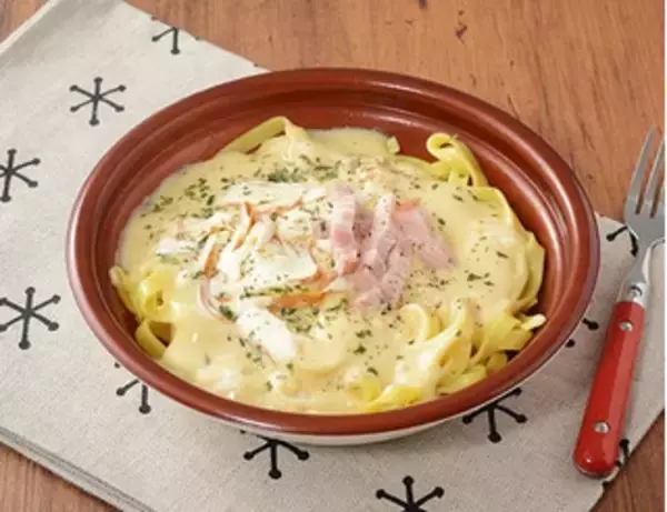 「今週新発売のパスタまとめ！『トリュフ香る　３種きのこのクリームパスタ』、『ほうれん草とベーコンのオムレツ』など♪」の画像