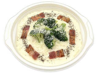 今週新発売のパスタまとめ！『トリュフ香る　３種きのこのクリームパスタ』、『ほうれん草とベーコンのオムレツ』など♪