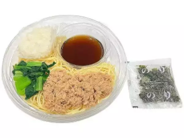 「今週新発売のコンビニパスタまとめ！『プリプリ海老のパスタサラダ』、『シーチキンと大根おろしの和風冷製パスタ』など♪」の画像