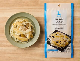 今週新発売のしっとりまとめ！『広島県産レモン果汁を使った　しっとり、さわやか　厚切りバウムクーヘン』、『クリームチーズ　蒸しケーキ』など♪