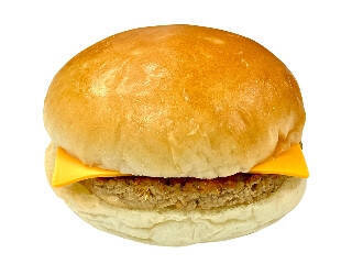 【2026年4月第5週】コンビニサンドイッチ・コンビニパンの新商品！いちごサンドやミルククリームボックスなどまとめ