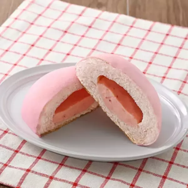 「今週新発売のファミマパンまとめ！『もちっと濃厚ミルクパンケーキ』、『生スコーン６個入　カフェラテ』など♪」の画像