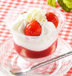 今週新発売のローソンスイーツまとめ！おぼれる程のクリーム『おぼれクリームのパンケーキ いちごの味わい』、『台湾カステラ いちご＆みるく』など♪