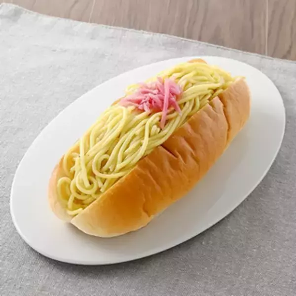 「今週新発売のファミマパンまとめ！『よもぎ蒸しぱん』、『トルティーヤ　ハムチーズとフライドチキン』など♪」の画像