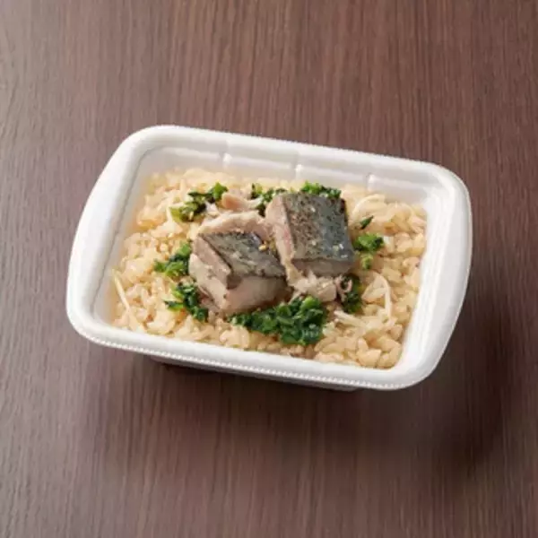 「今週新発売のコンビニ寿司・コンビニ弁当まとめ！『韓国風　炭火豚焼肉弁当』、『香草焼きチキンの彩り野菜弁当　雑穀米』など♪」の画像