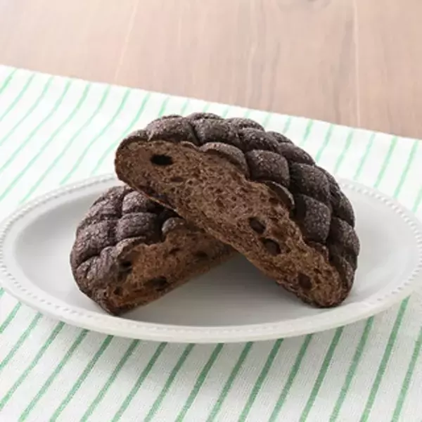 「今週新発売のファミマパンまとめ！『ふんわりブールパン　コーヒー』、『ハムたまランチＢＯＸ』など♪」の画像