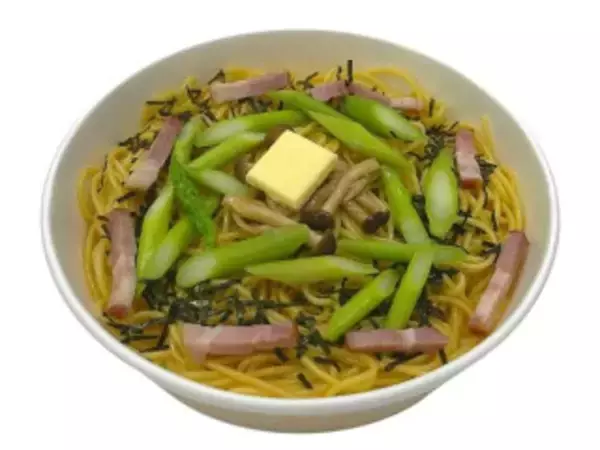 「今週新発売の醤油味まとめ！『シーチキン醤油おむすび』、『やみつきニンニク醤油の温玉唐揚げ丼』など♪」の画像