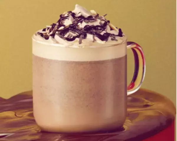 「今週新発売のドリンクまとめ！『ゴディバ　ホットチョコレート』、『トリプル　生チョコレート　フラペチーノ』など♪」の画像