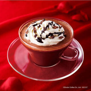 今週新発売のドリンクまとめ！『ゴディバ　ホットチョコレート』、『トリプル　生チョコレート　フラペチーノ』など♪