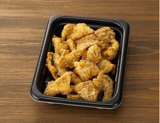 今週新発売の唐揚げまとめ！『からあげクン　黄金チキン味』、『からあげとカレー』など♪