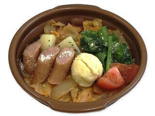 今週新発売のトマト料理まとめ！『トマトと彩り野菜のサンド』、『緑黄色野菜がとれる鶏のトマト煮』など♪