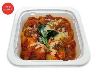 今週新発売のトマト料理まとめ！『トマトと彩り野菜のサンド』、『緑黄色野菜がとれる鶏のトマト煮』など♪